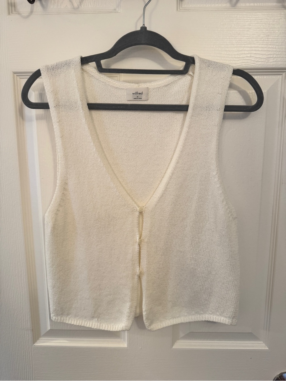 Wilfred Ivory Knit V-Neck Sleeveless Vest